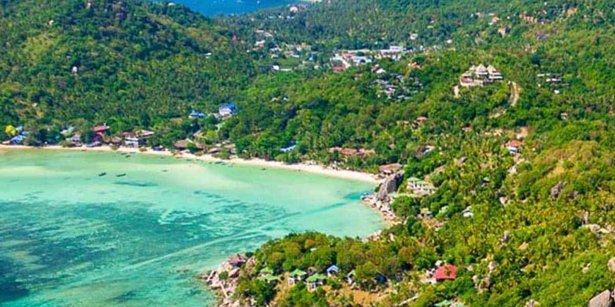 Immagine di Sea Spirit a Koh Tao, Thailand, con acque cristalline e paesaggi tropicali.